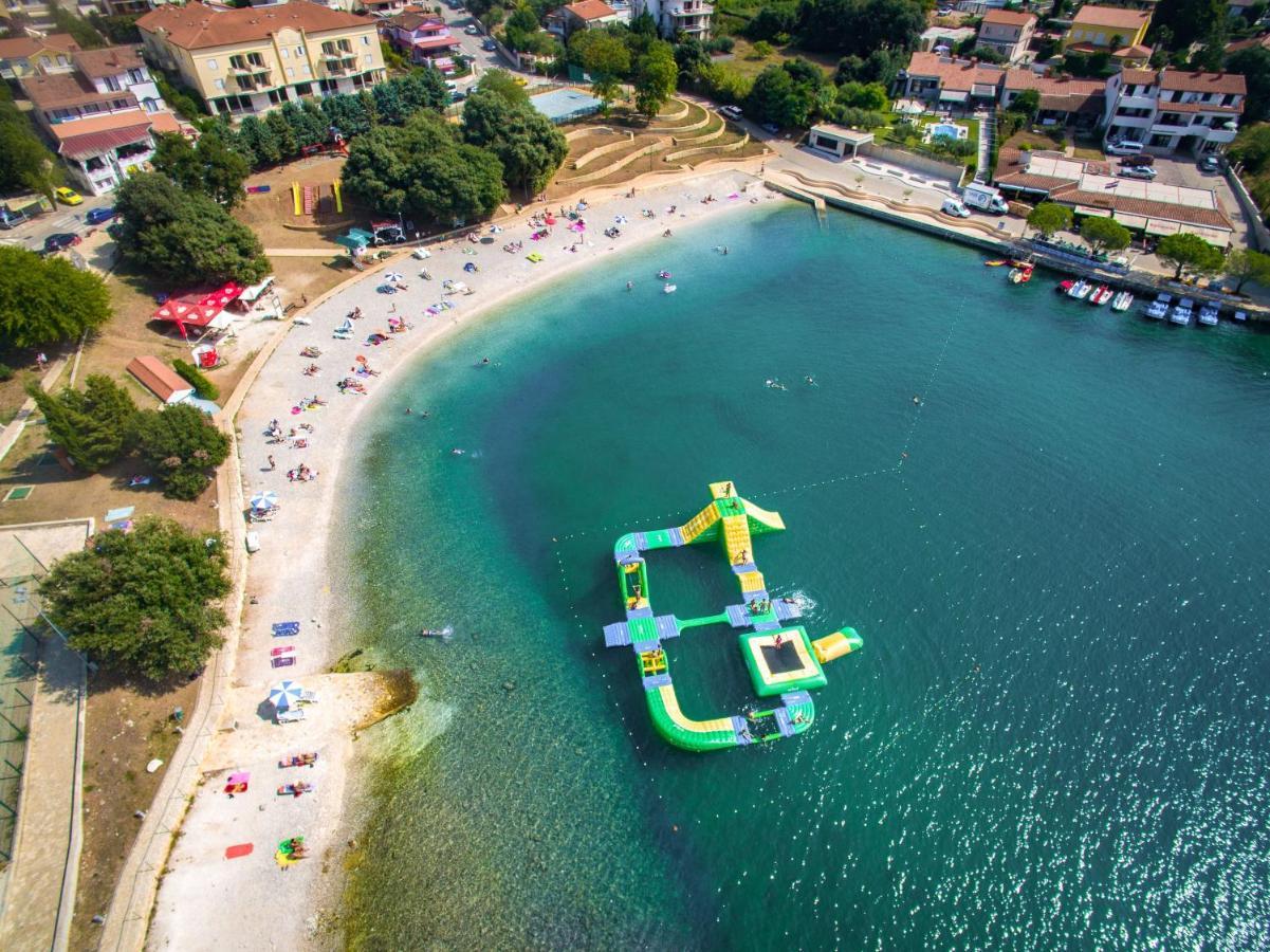 Holiday Apartments Ruzica, Pjescana Uvala Bagian luar foto