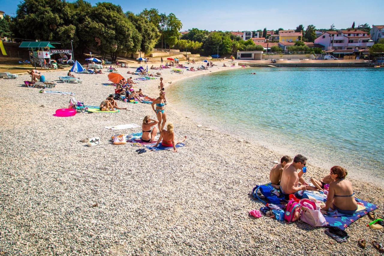 Holiday Apartments Ruzica, Pjescana Uvala Bagian luar foto
