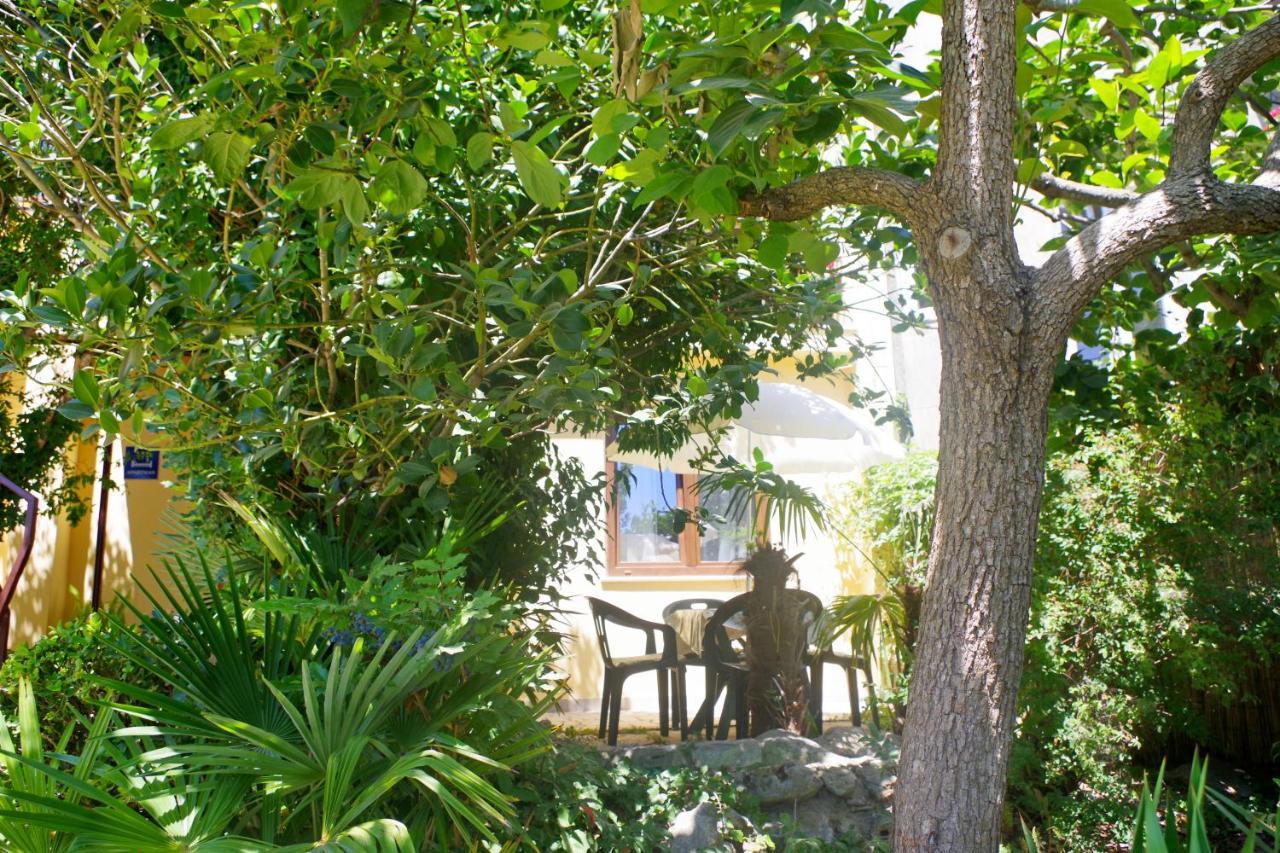 Holiday Apartments Ruzica, Pjescana Uvala Bagian luar foto