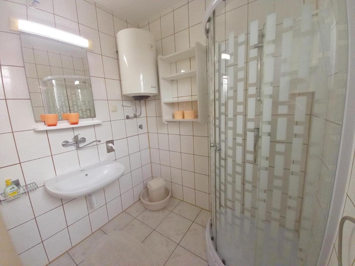 Holiday Apartments Ruzica, Pjescana Uvala Bagian luar foto