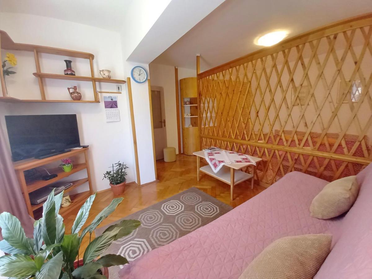 Holiday Apartments Ruzica, Pjescana Uvala Bagian luar foto