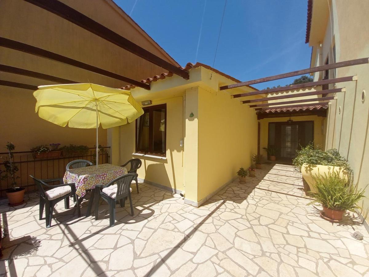Holiday Apartments Ruzica, Pjescana Uvala Bagian luar foto